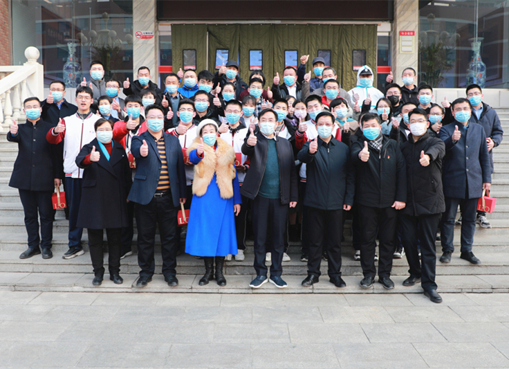 翟志海董事长慰问澳门金年会app下载官网留校师生