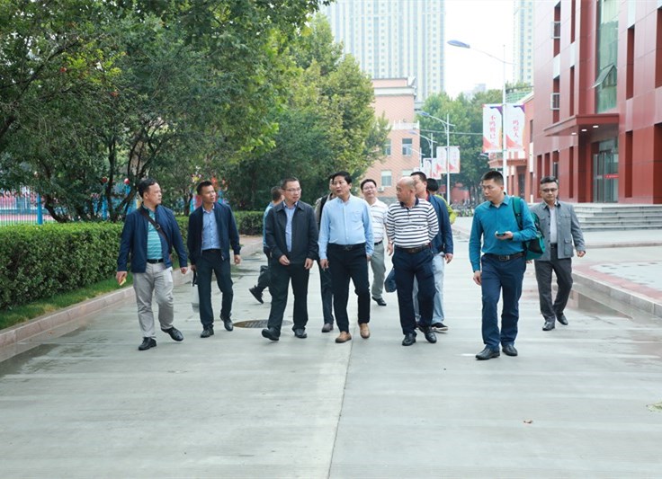 河南、广西、海南教育同仁到澳门金年会app下载官网参观交流